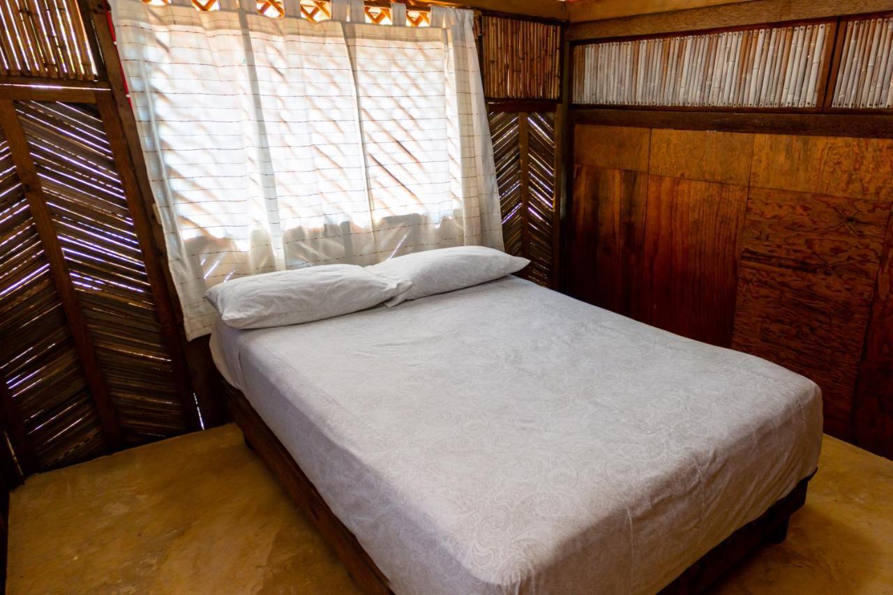 Casa Mexica Bungalows Zihuatanejo Exterior photo