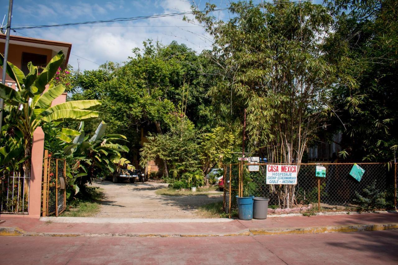 Casa Mexica Bungalows Zihuatanejo Exterior photo